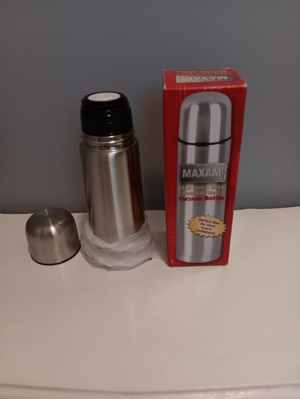 NIB Maxam 12oz Stainless Steel Vacuum Bottle